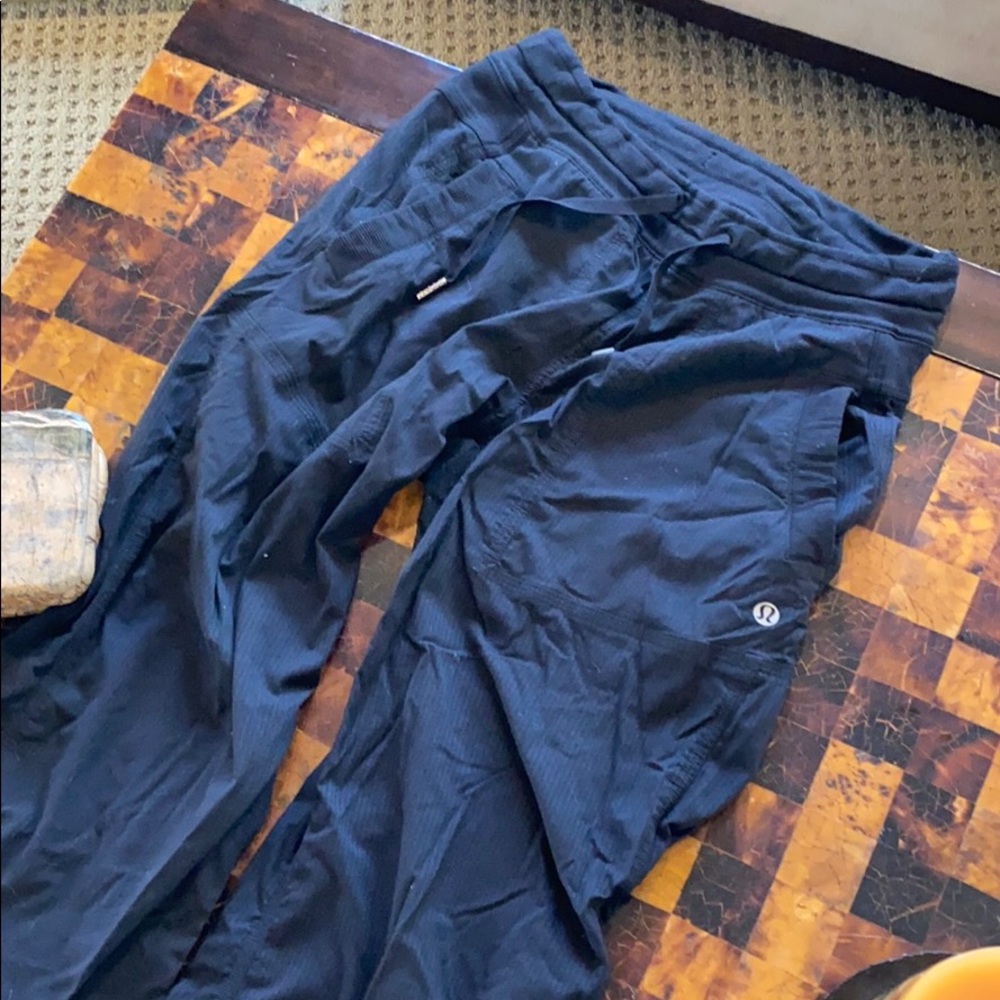 Lululemon high waisted camper pants